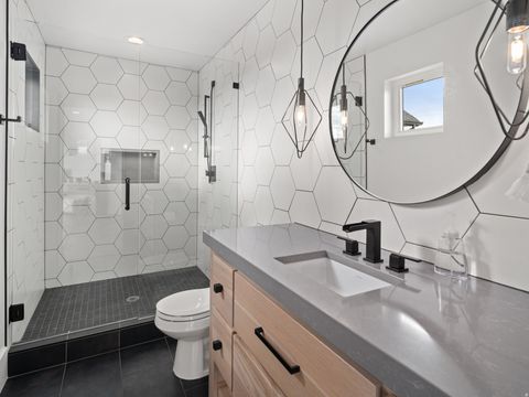 Tiny photo for 202 N FLAG ROCK DR E, Farmington, UT 84025 (MLS # 2124590)