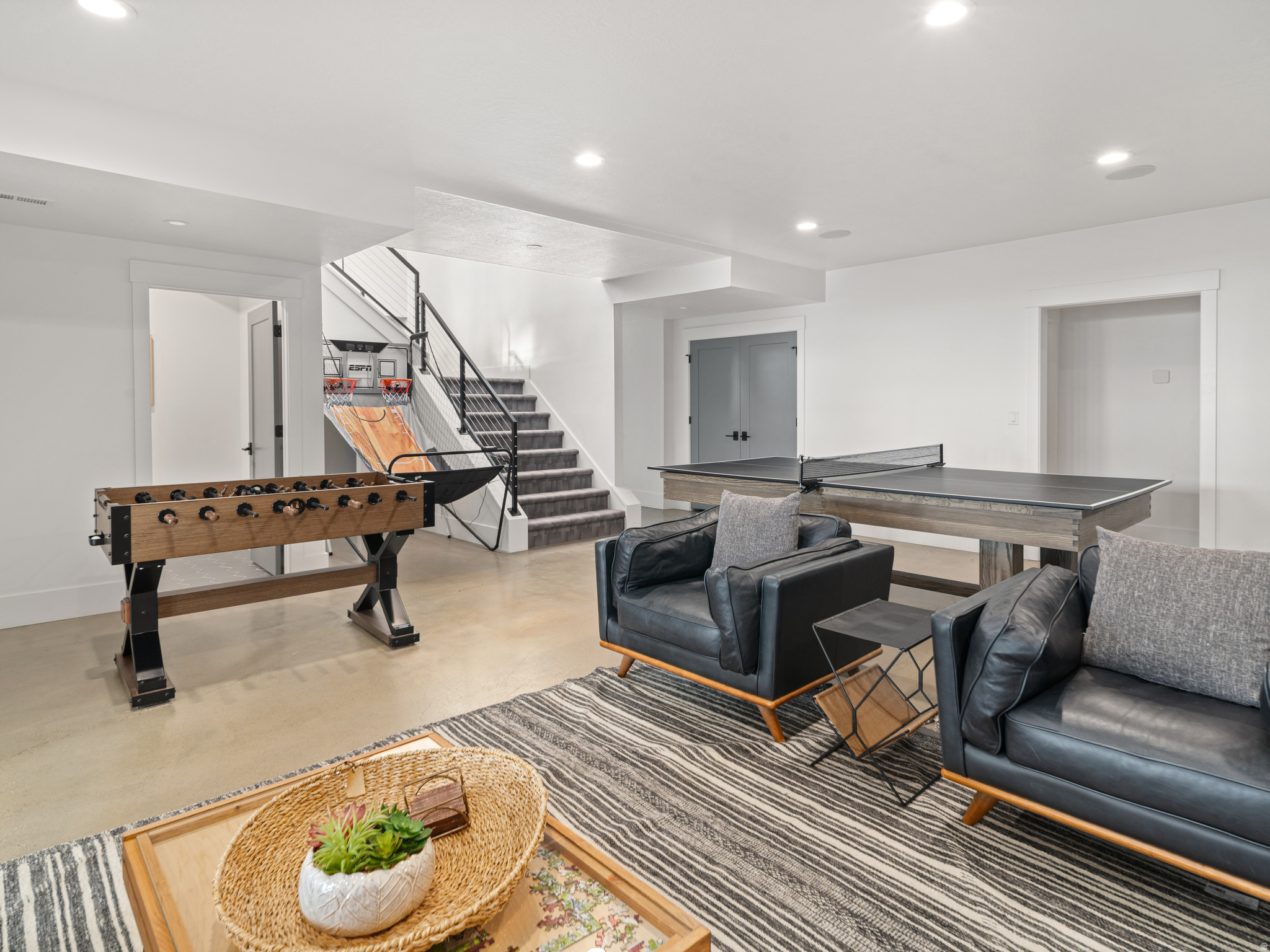 RESIDENCES - Residential