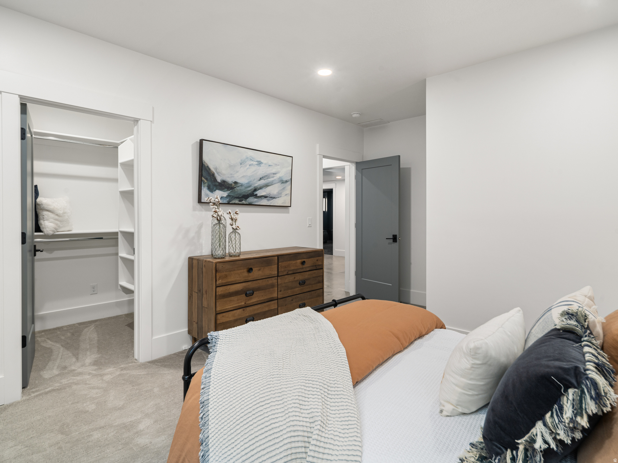 RESIDENCES - Residential