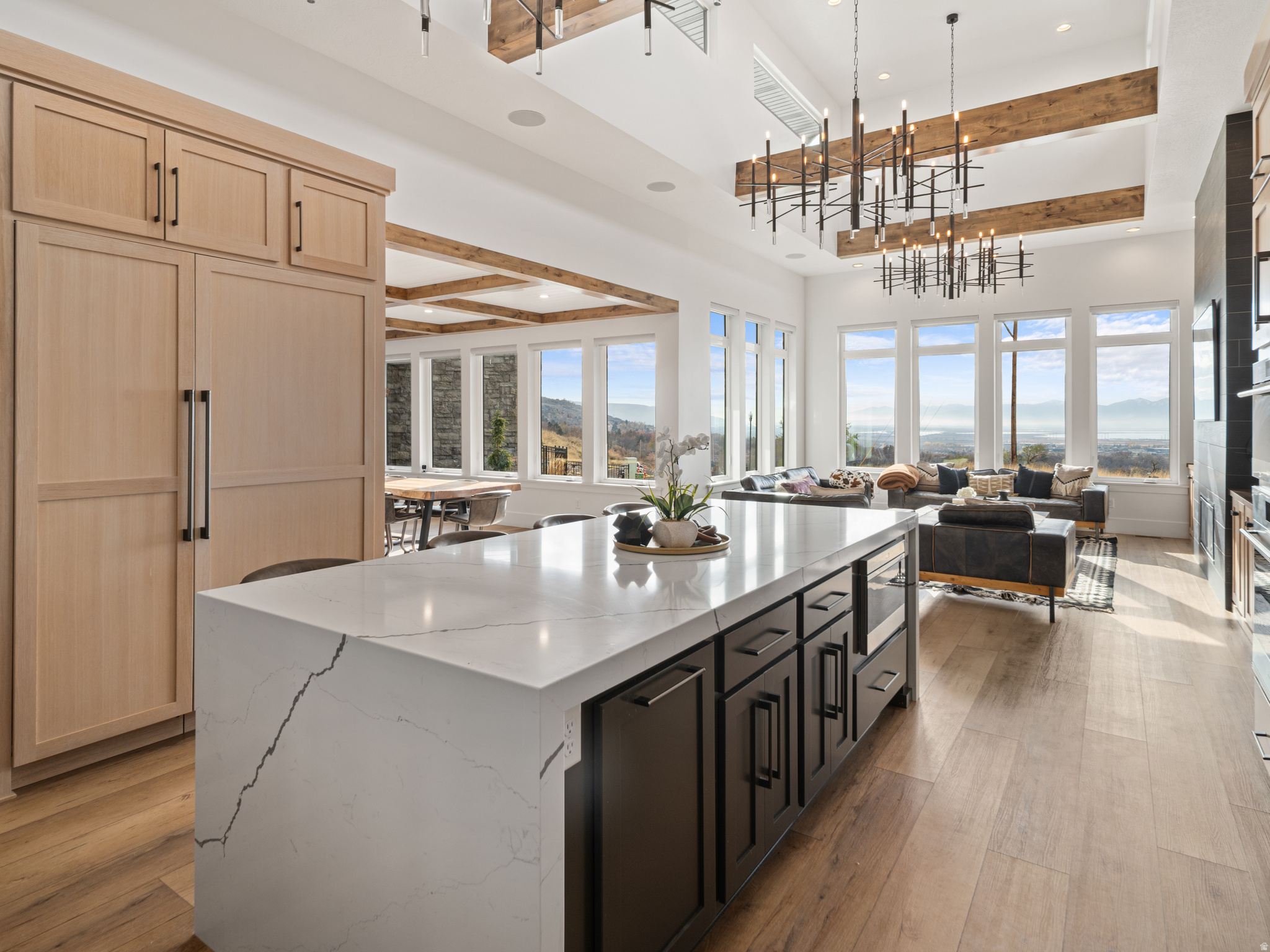 RESIDENCES - Residential