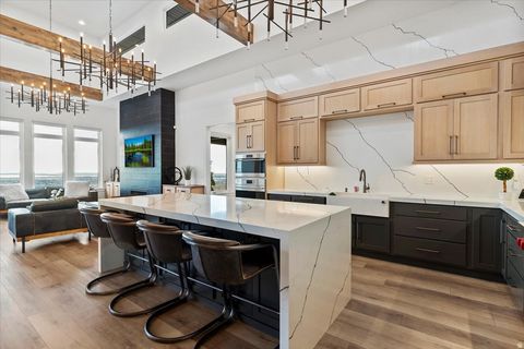 Tiny photo for 202 N FLAG ROCK DR E, Farmington, UT 84025 (MLS # 2124590)