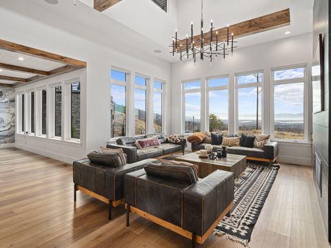 Tiny photo for 202 N FLAG ROCK DR E, Farmington, UT 84025 (MLS # 2124590)