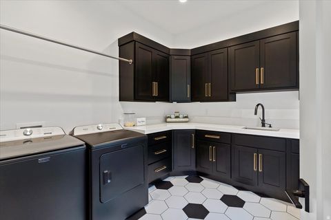 Tiny photo for 202 N FLAG ROCK DR E, Farmington, UT 84025 (MLS # 2124590)