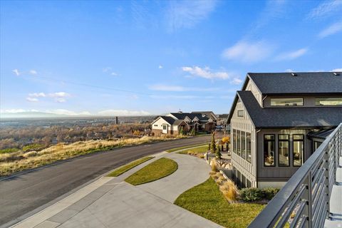 Tiny photo for 202 N FLAG ROCK DR E, Farmington, UT 84025 (MLS # 2124590)