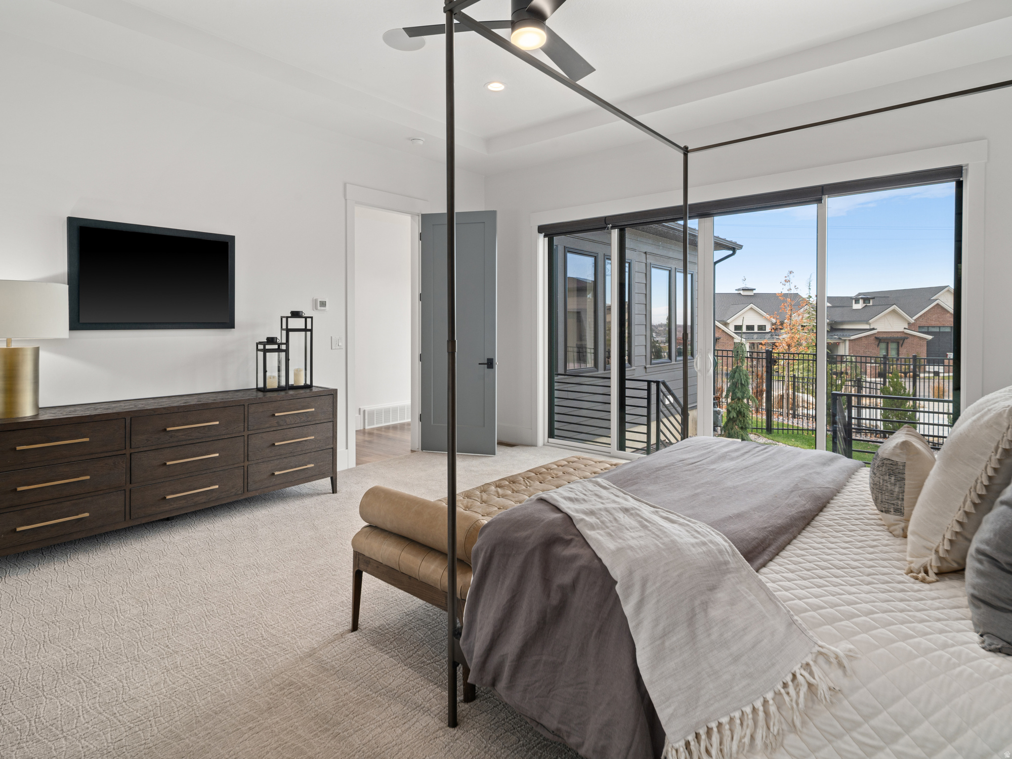 RESIDENCES - Residential