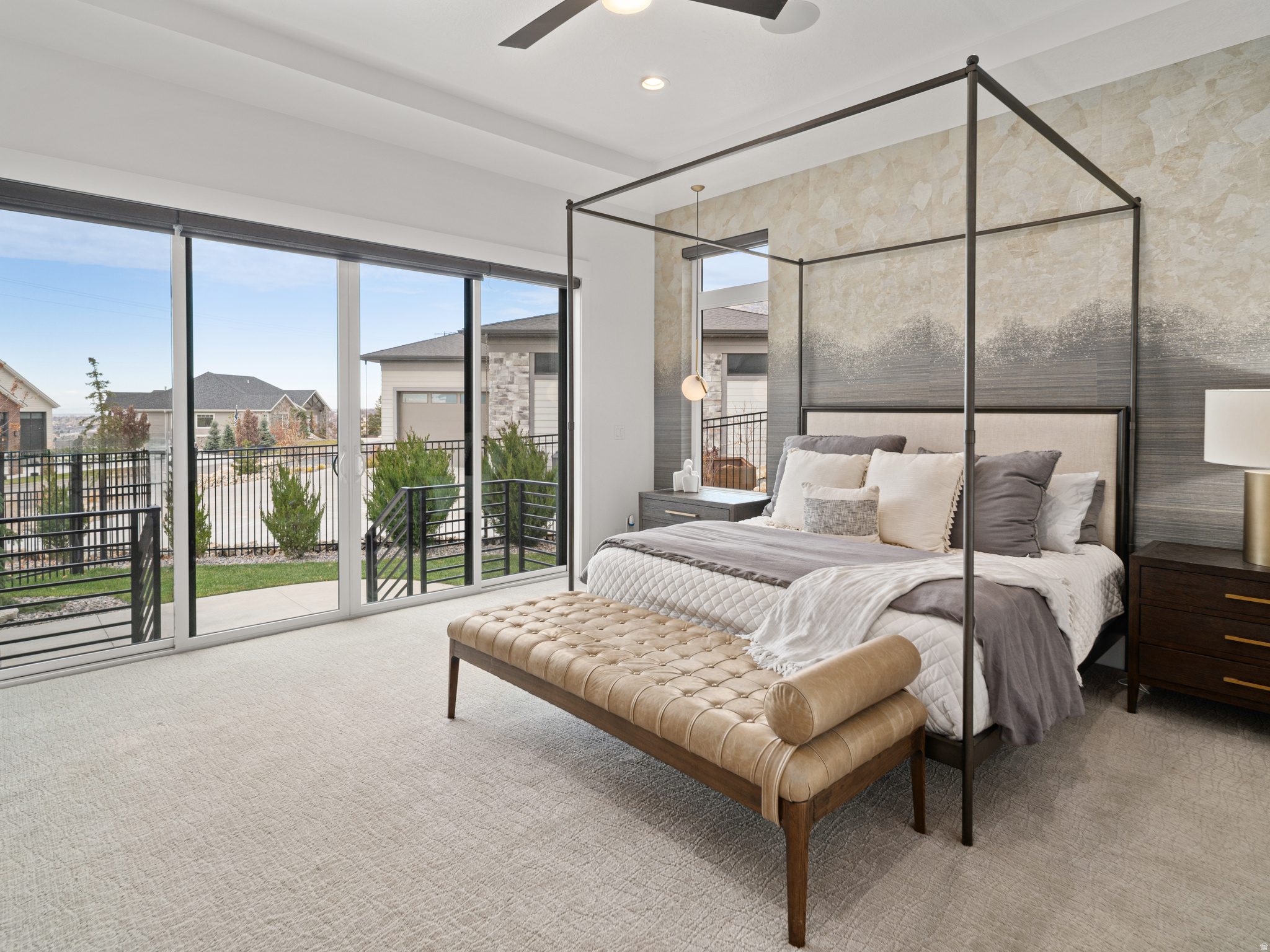 RESIDENCES - Residential