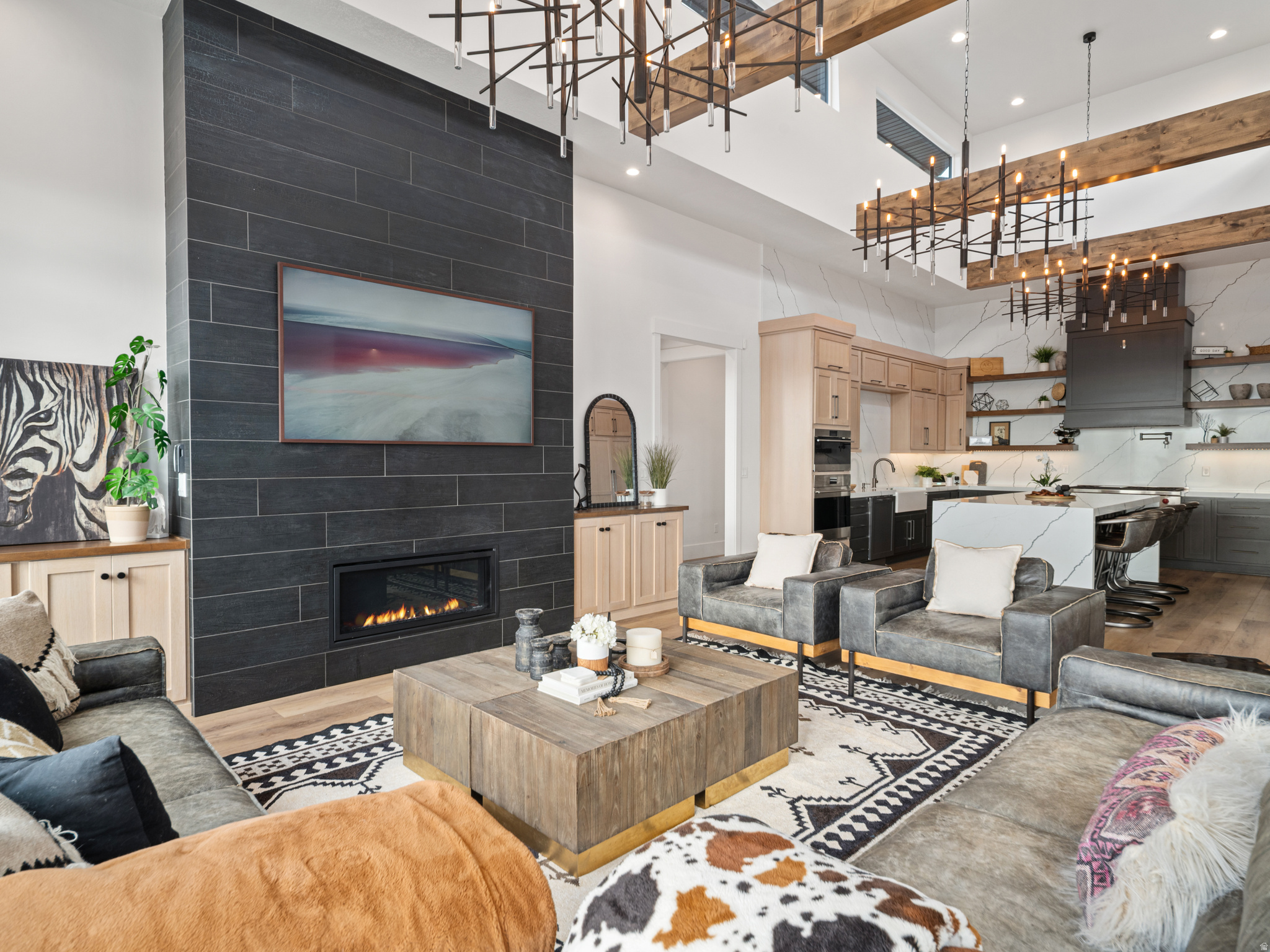 RESIDENCES - Residential