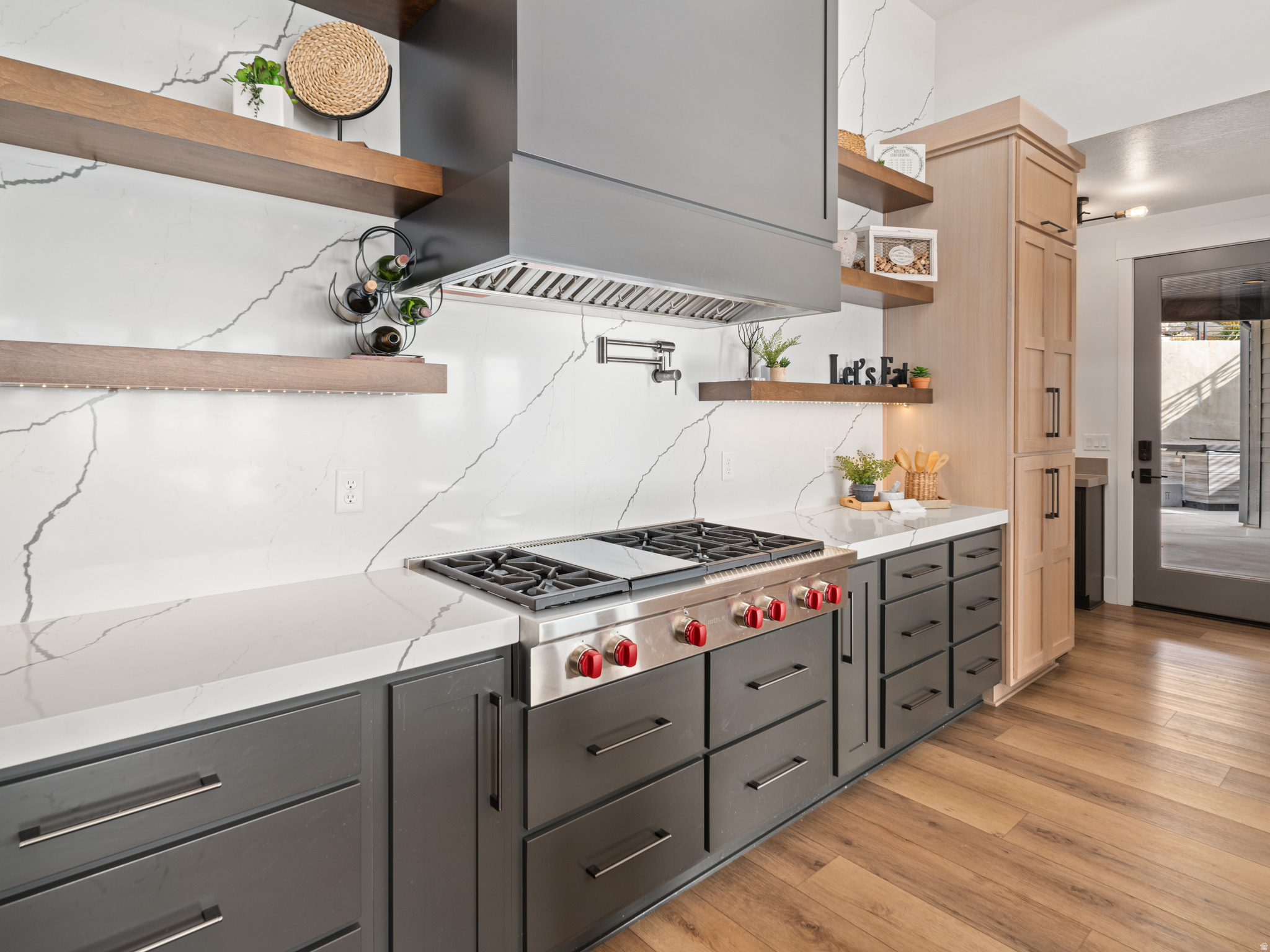 RESIDENCES - Residential