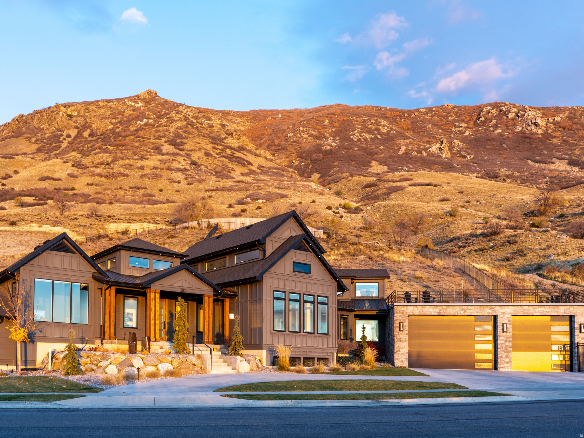 RESIDENCES - Residential