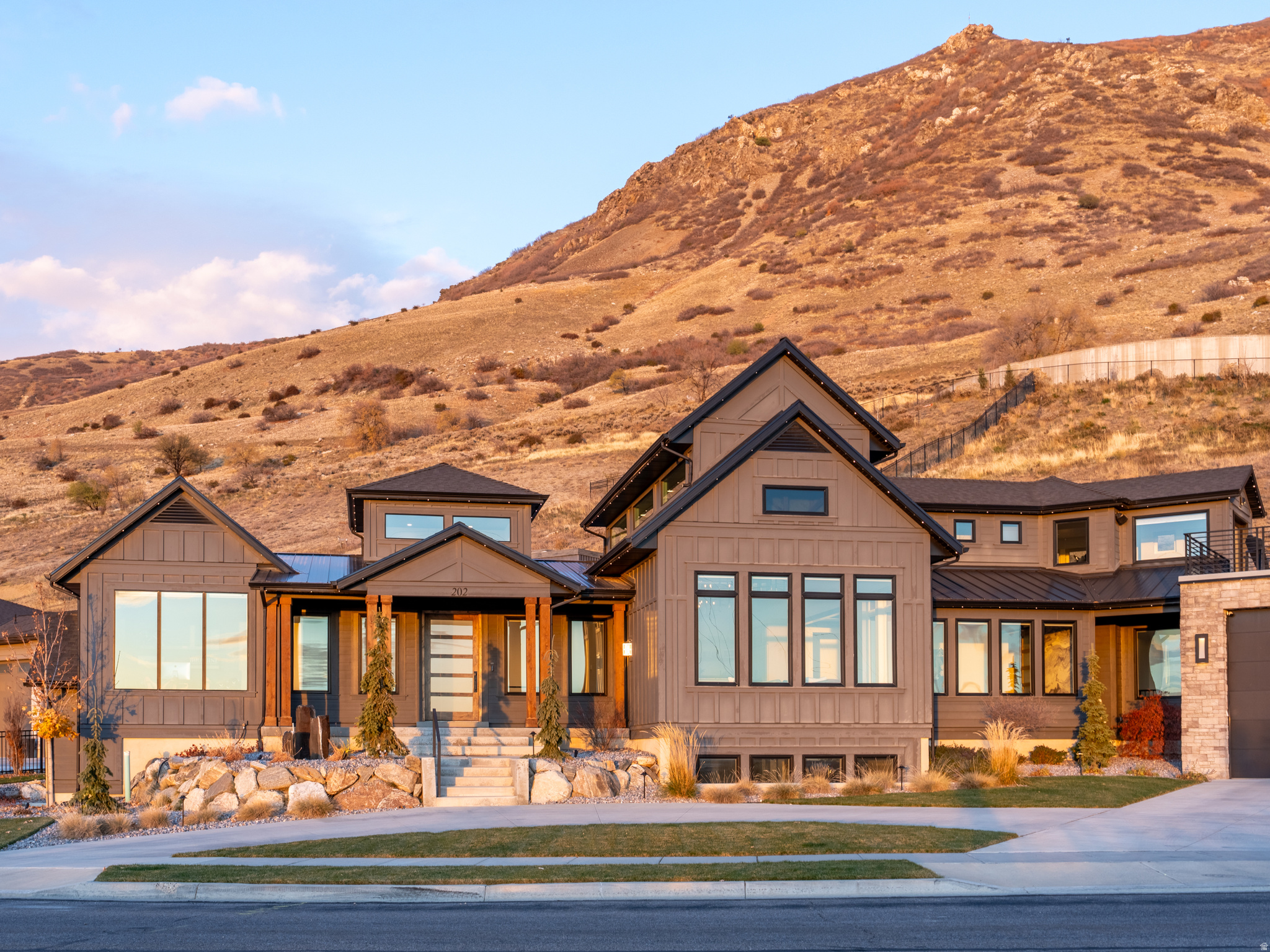 RESIDENCES - Residential