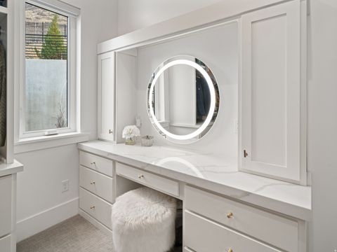 Tiny photo for 202 N FLAG ROCK DR E, Farmington, UT 84025 (MLS # 2124590)