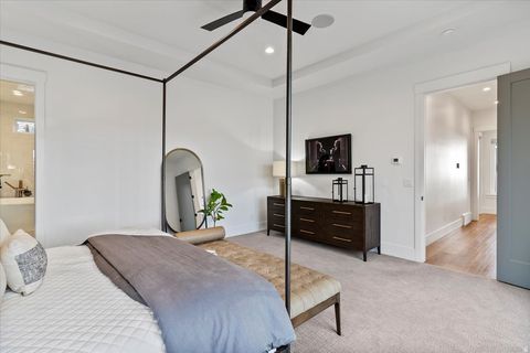 Tiny photo for 202 N FLAG ROCK DR E, Farmington, UT 84025 (MLS # 2124590)