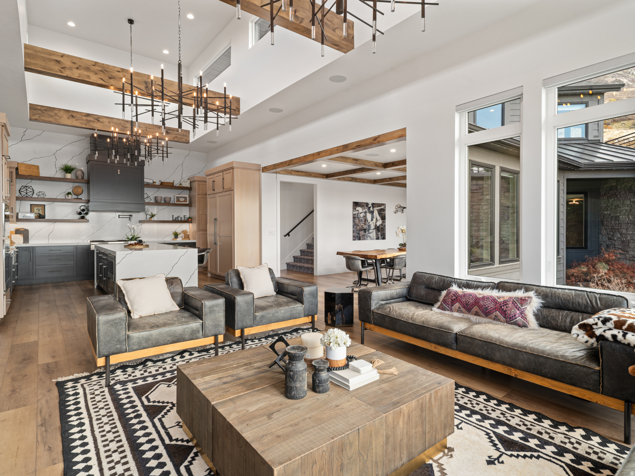 RESIDENCES - Residential