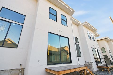 Tiny photo for 187 E 210 N #7, North Salt Lake, UT 84054 (MLS # 2130971)