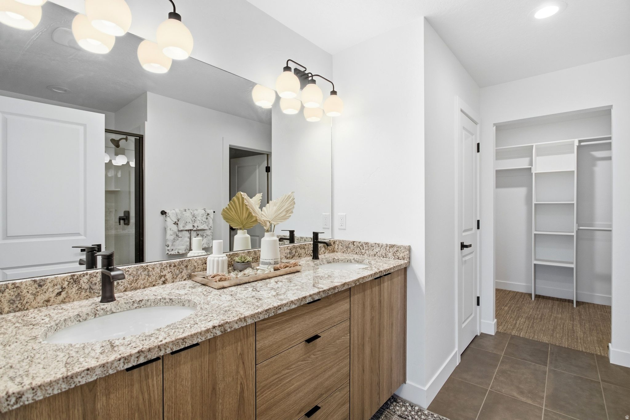 SILVER SKY - Residential