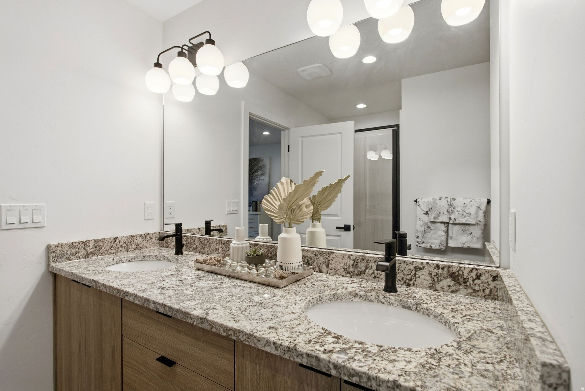 SILVER SKY - Residential