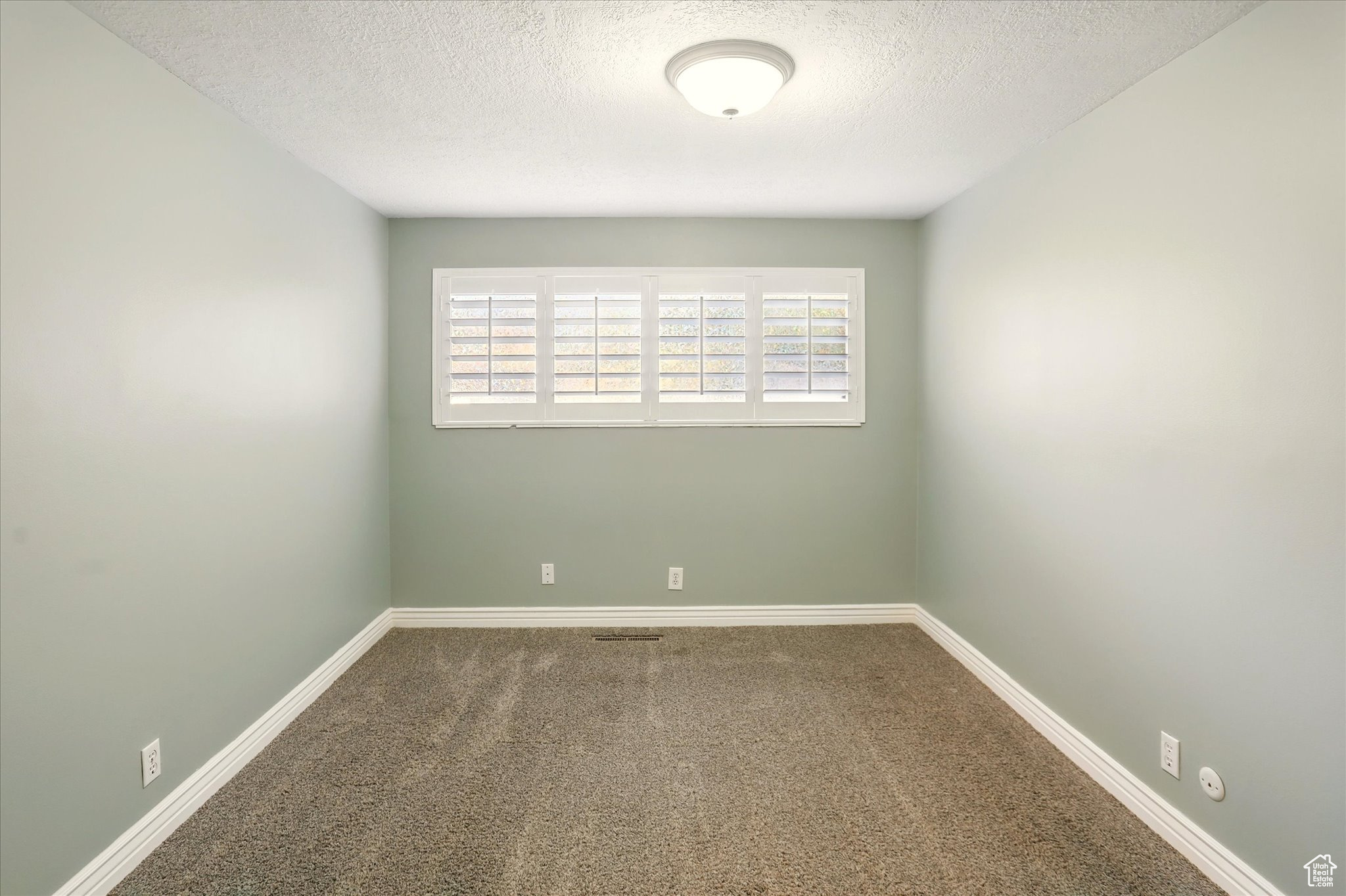 WHITE MAPLE PLACE CONDOMINIUMS - Residential