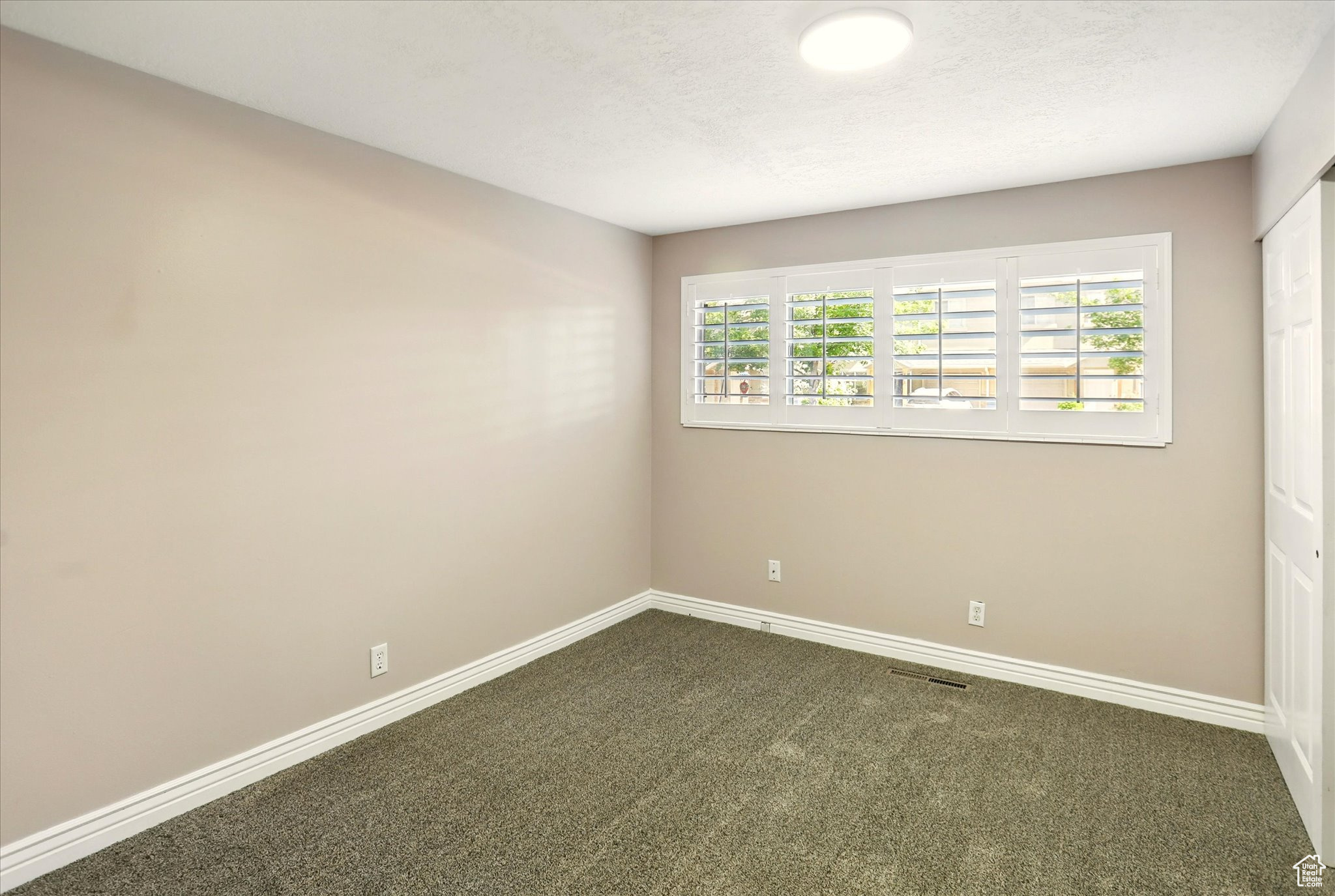 WHITE MAPLE PLACE CONDOMINIUMS - Residential