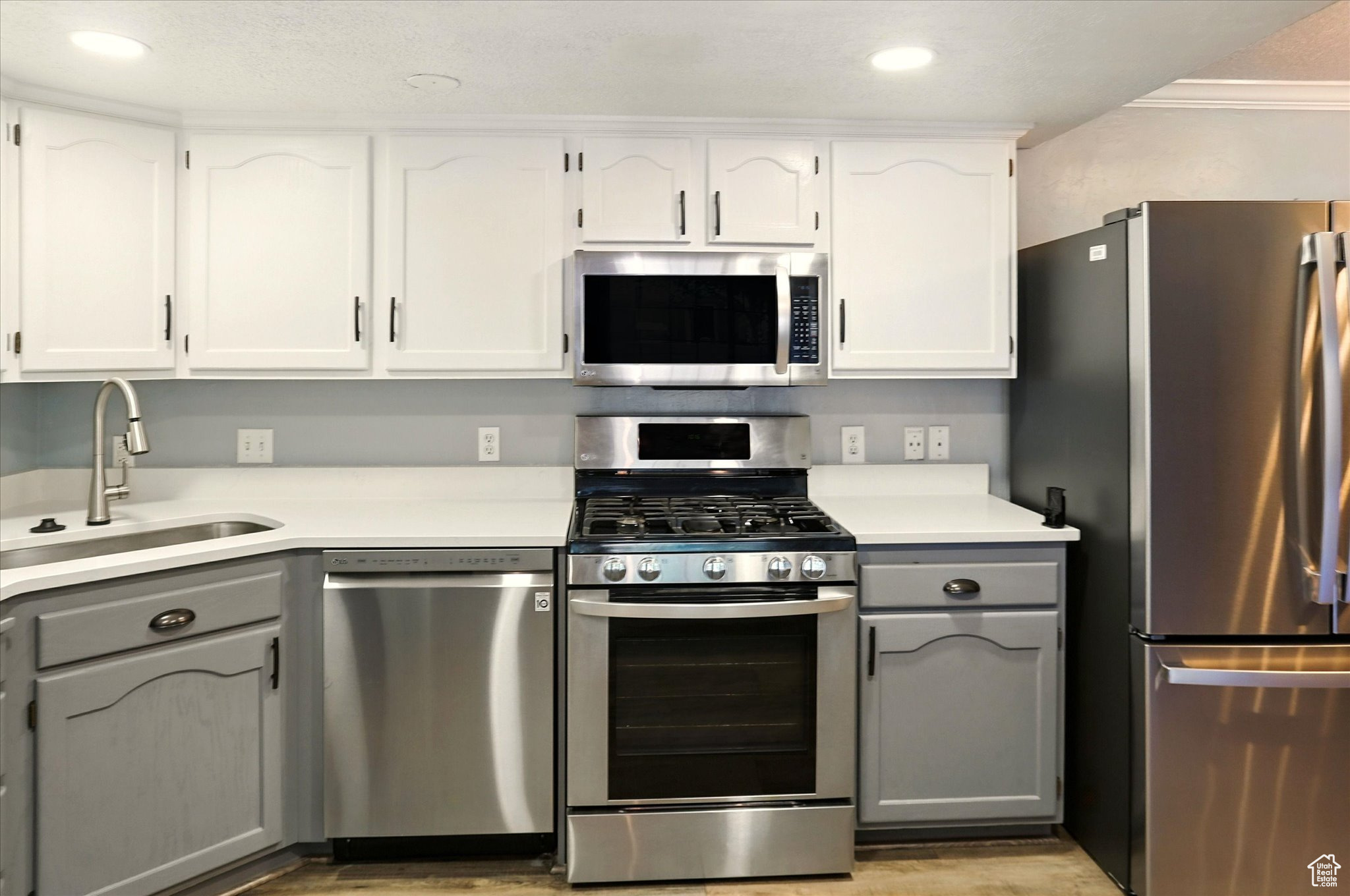 WHITE MAPLE PLACE CONDOMINIUMS - Residential