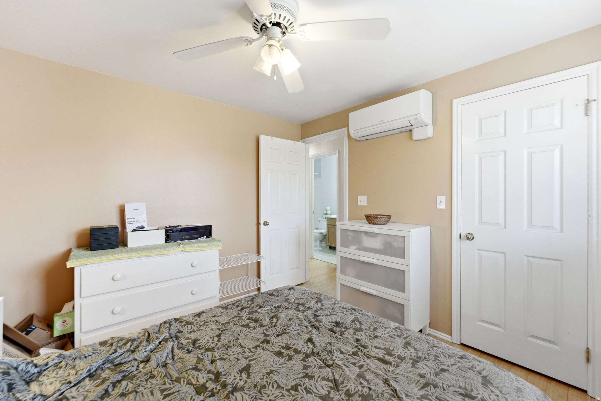 TOWNE PARK - Residential