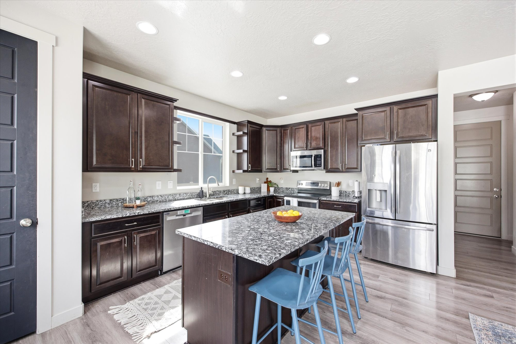 BARNES - Residential