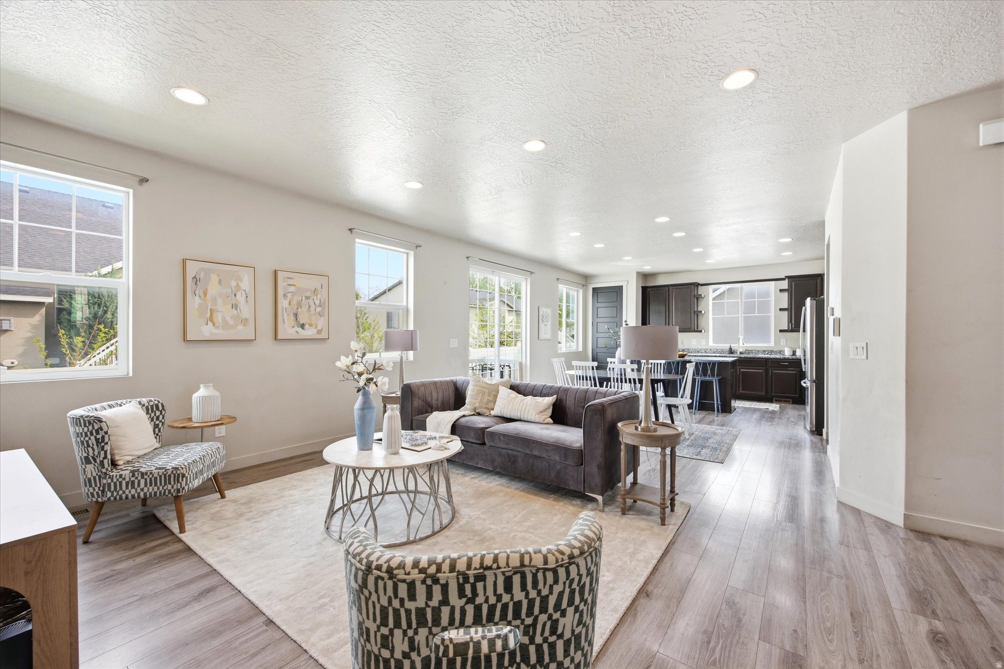 BARNES - Residential