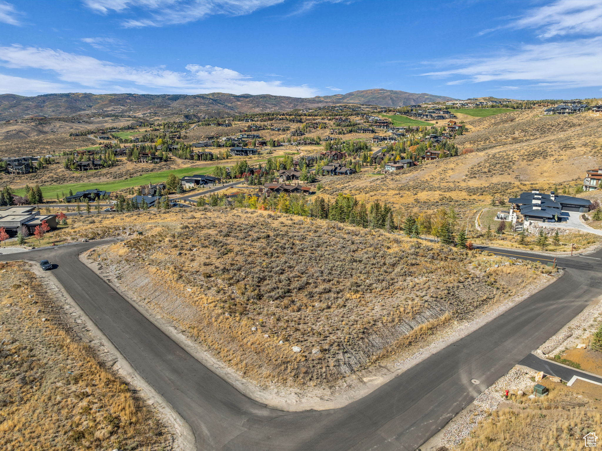 ELK RIDGE BLUFFS - Land