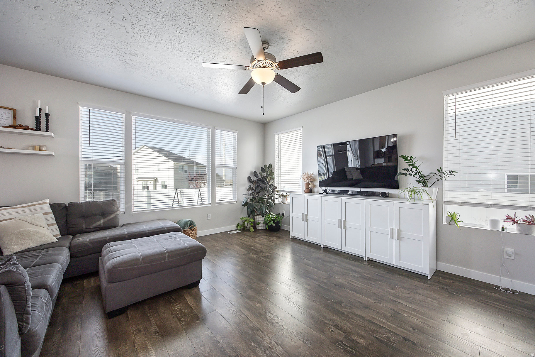 MEADOW CREEK RIDGE - Residential