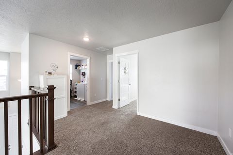 Tiny photo for 1557 N WOODSIDE DR, Spanish Fork, UT 84660 (MLS # 2124744)