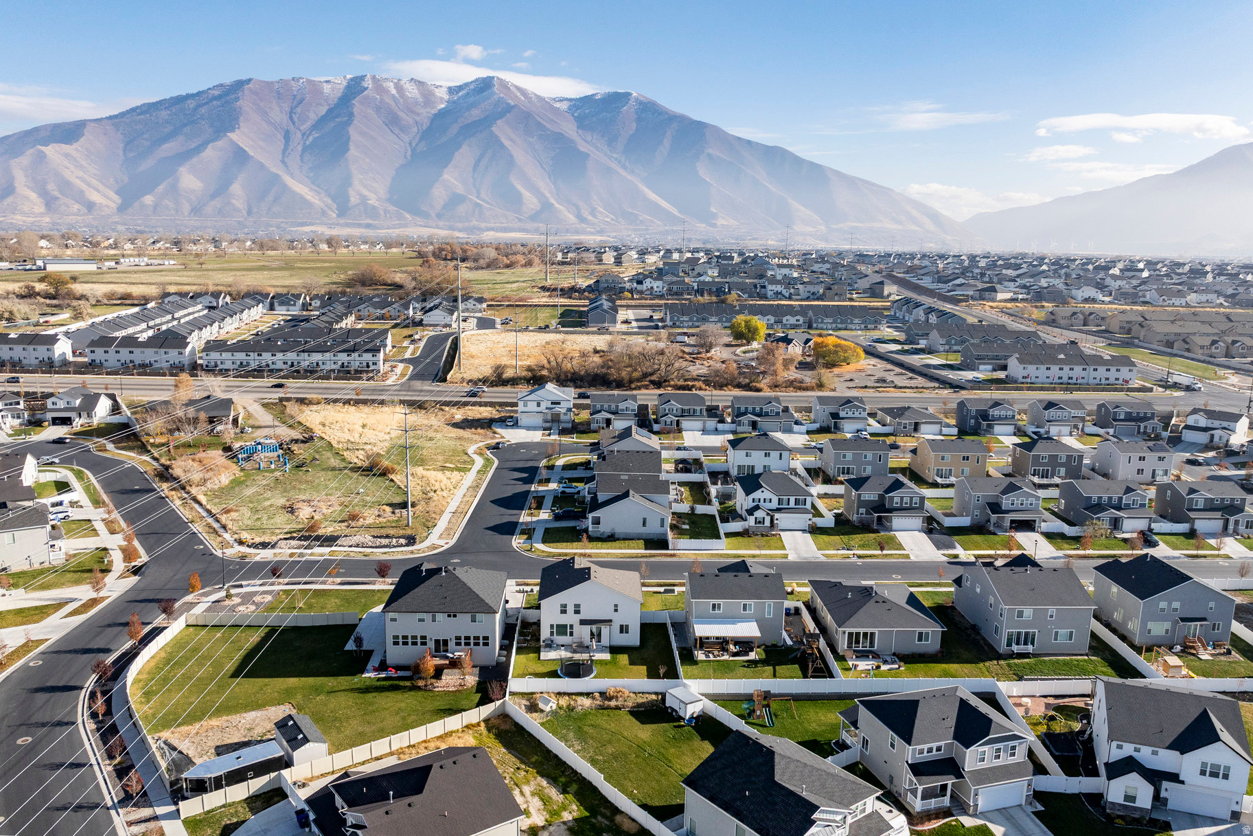 MEADOW CREEK RIDGE - Residential