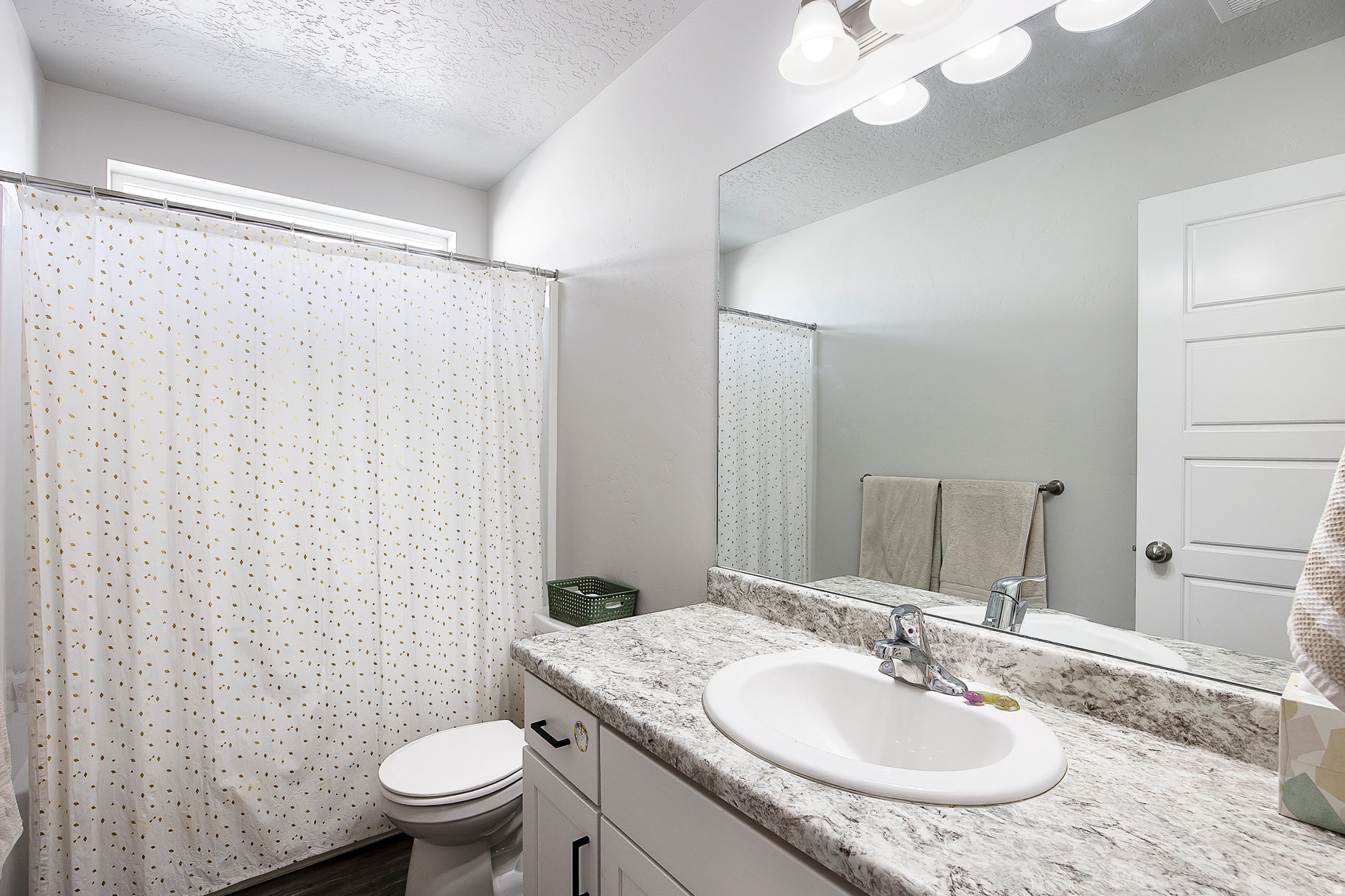 MEADOW CREEK RIDGE - Residential