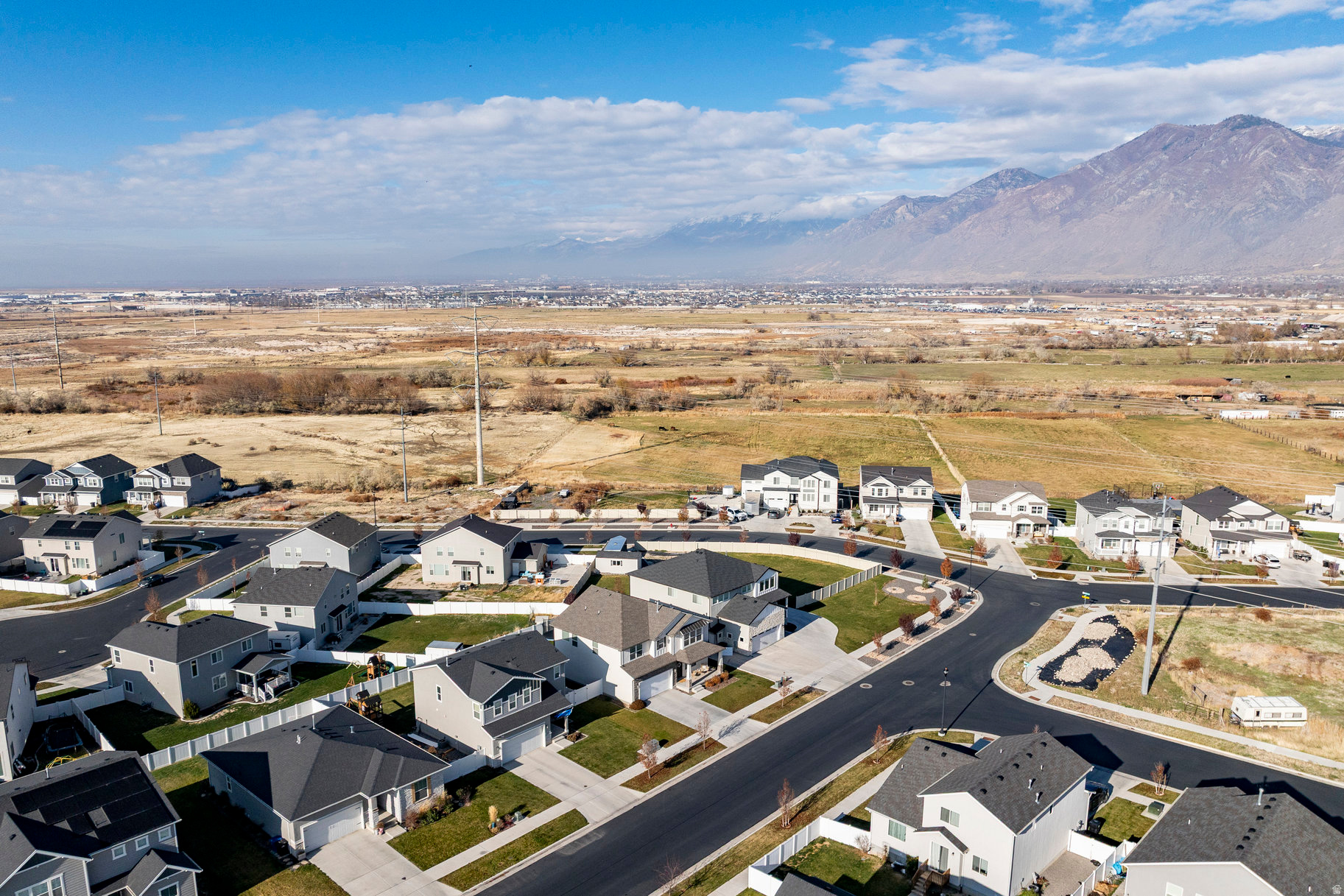 MEADOW CREEK RIDGE - Residential