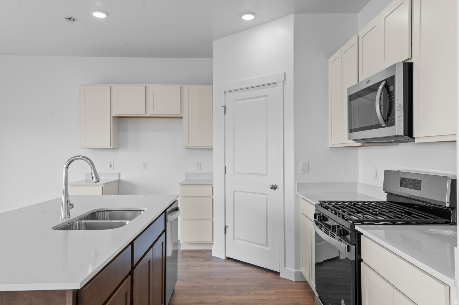 VIRIDIAN - Residential