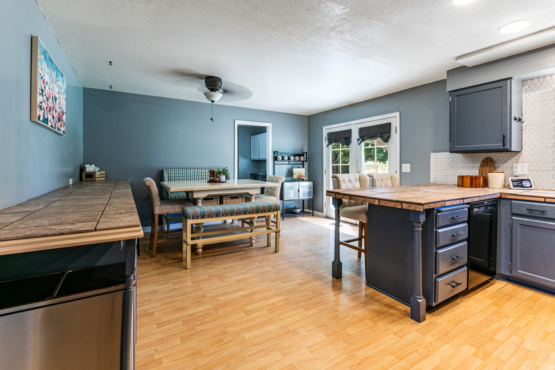 PIONEER ESTATES - Residential