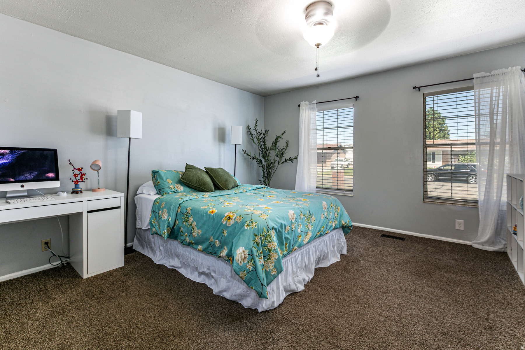 PIONEER ESTATES - Residential