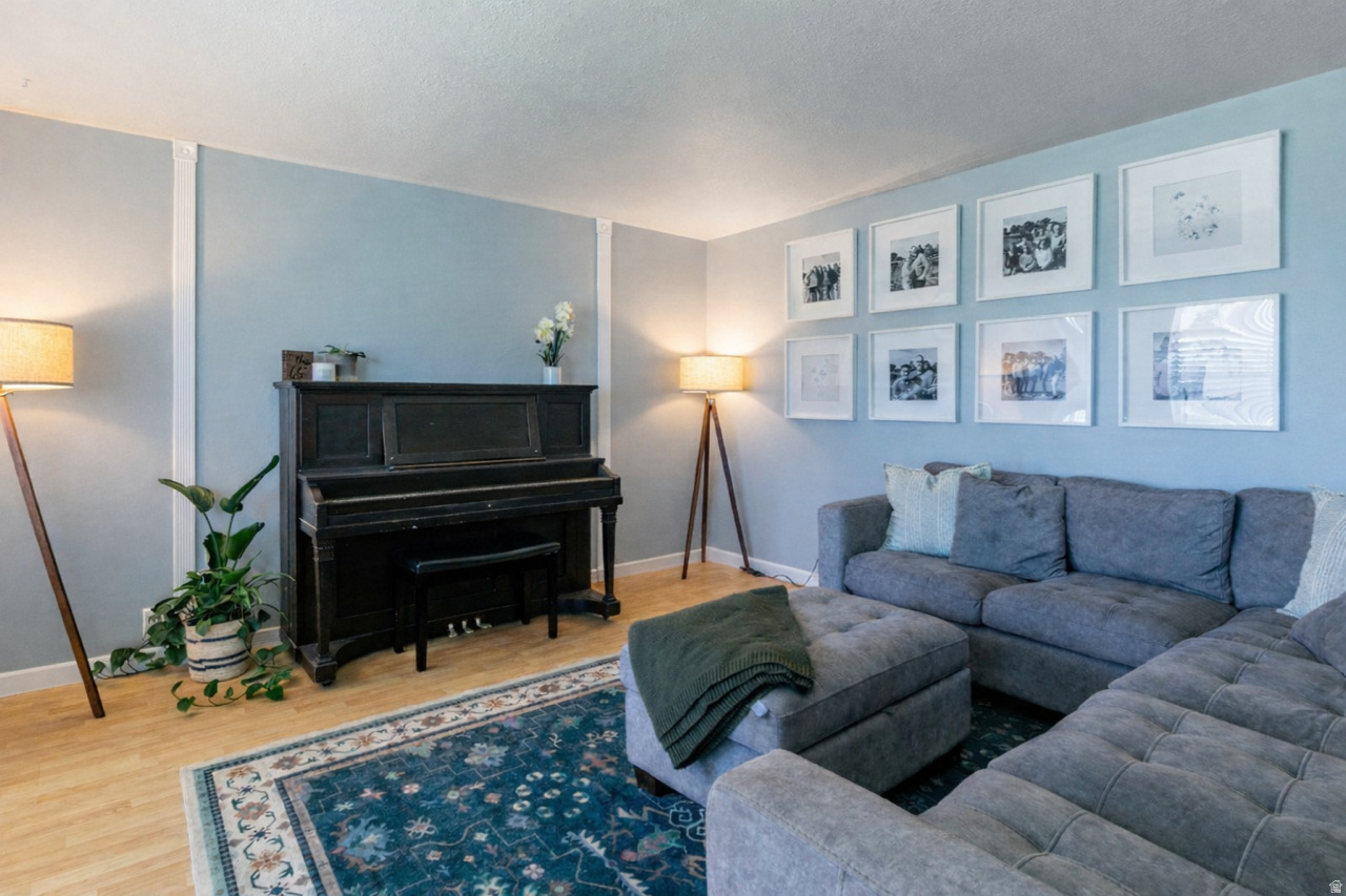 PIONEER ESTATES - Residential