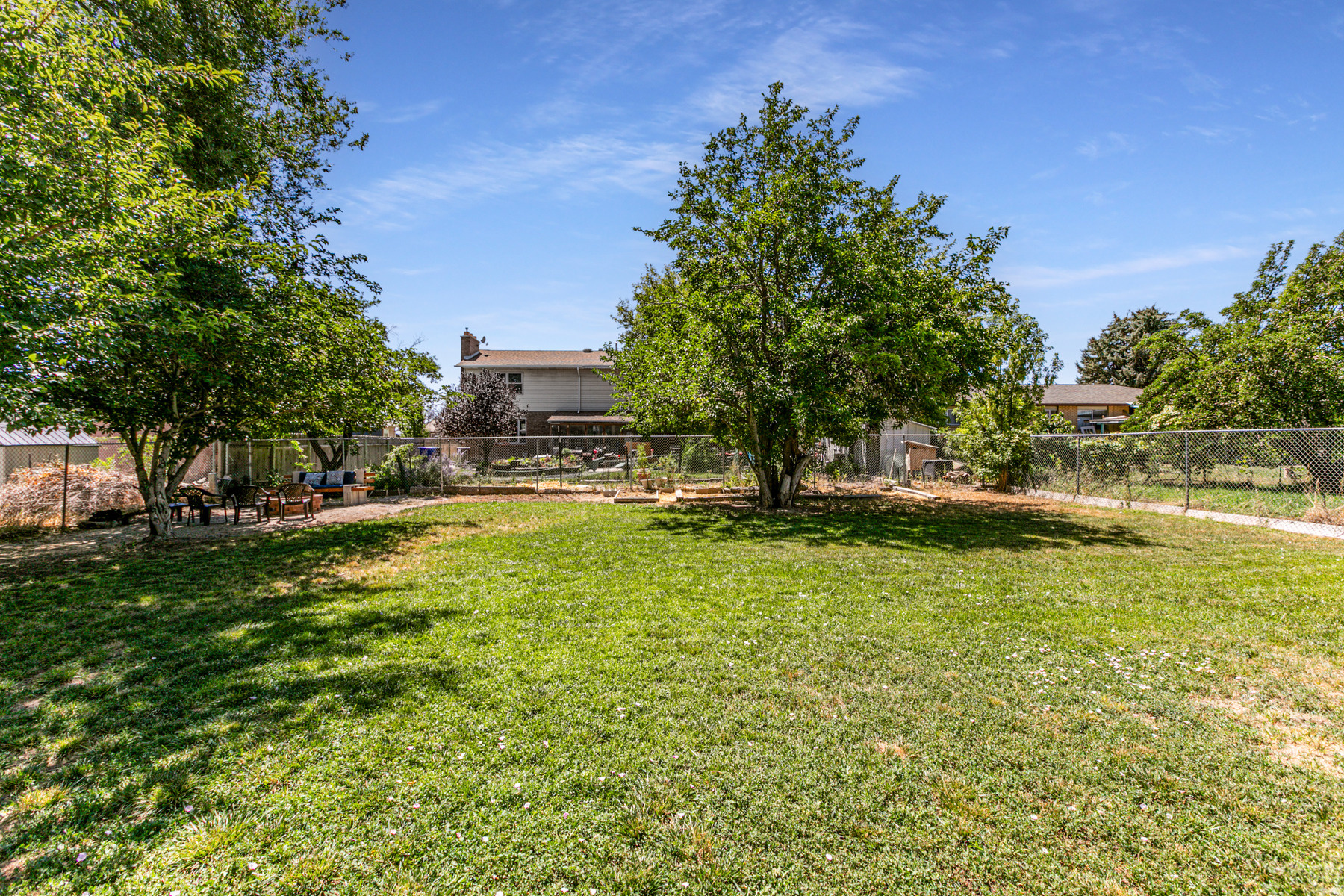 PIONEER ESTATES - Residential