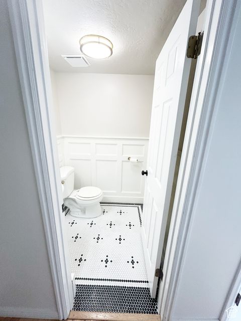 Tiny photo for 1332 N 1580 W, Farmington, UT 84025 (MLS # 2110108)