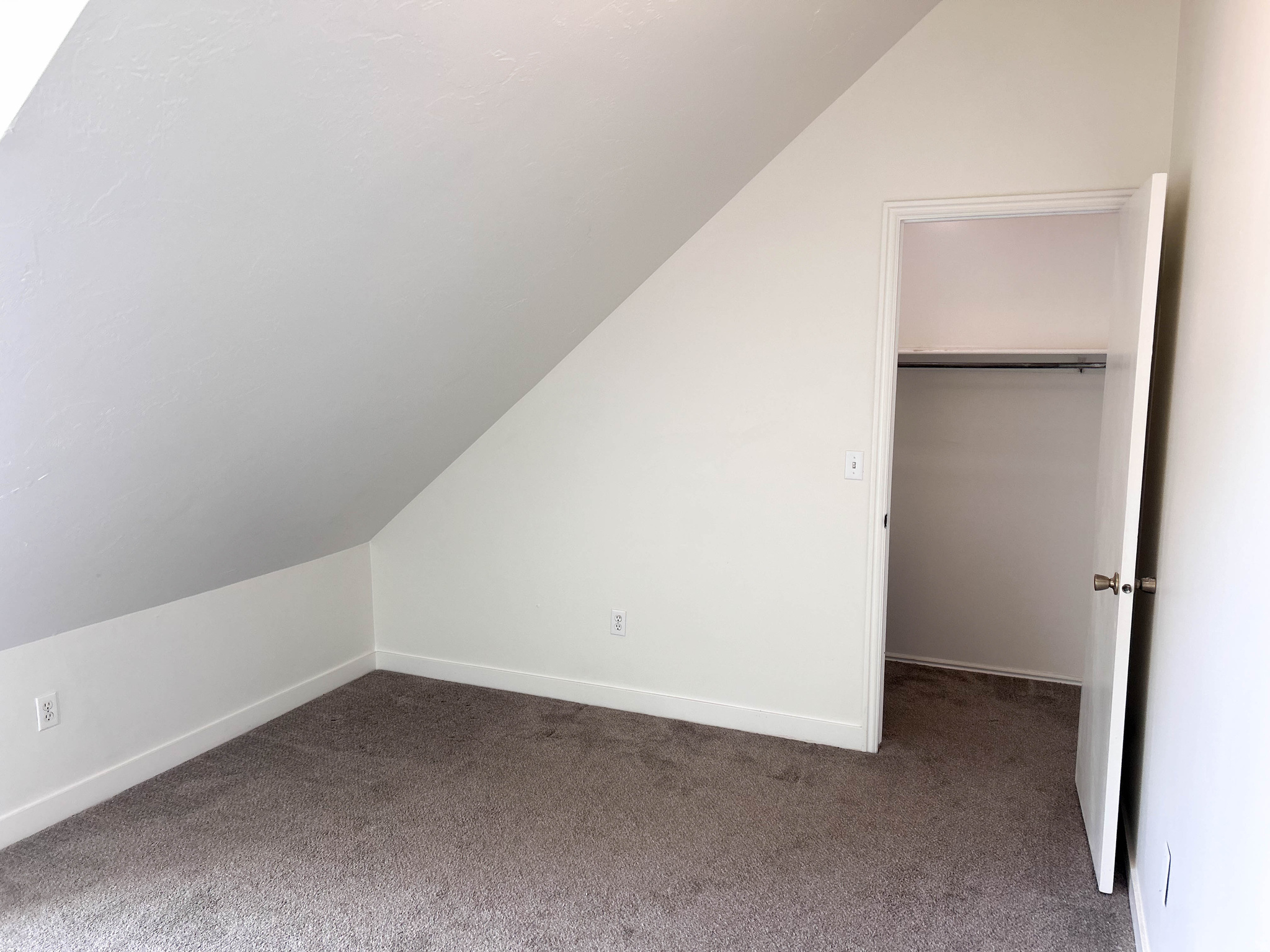 OAKRIDGE FARMS - Residential