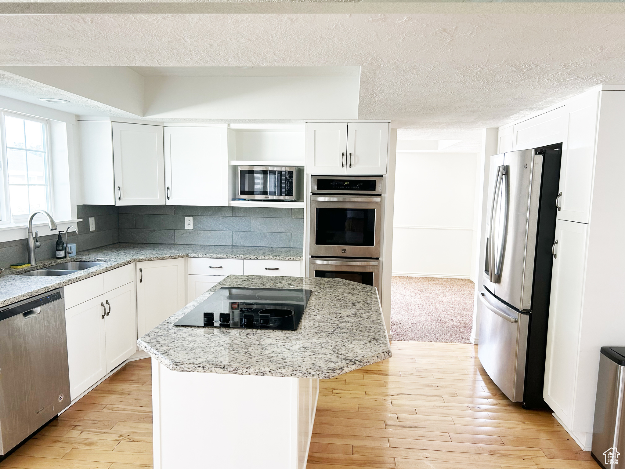 OAKRIDGE FARMS - Residential