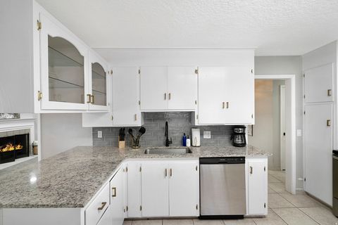 Tiny photo for 2304 FILLMORE AVE, Ogden, UT 84401 (MLS # 2158236)