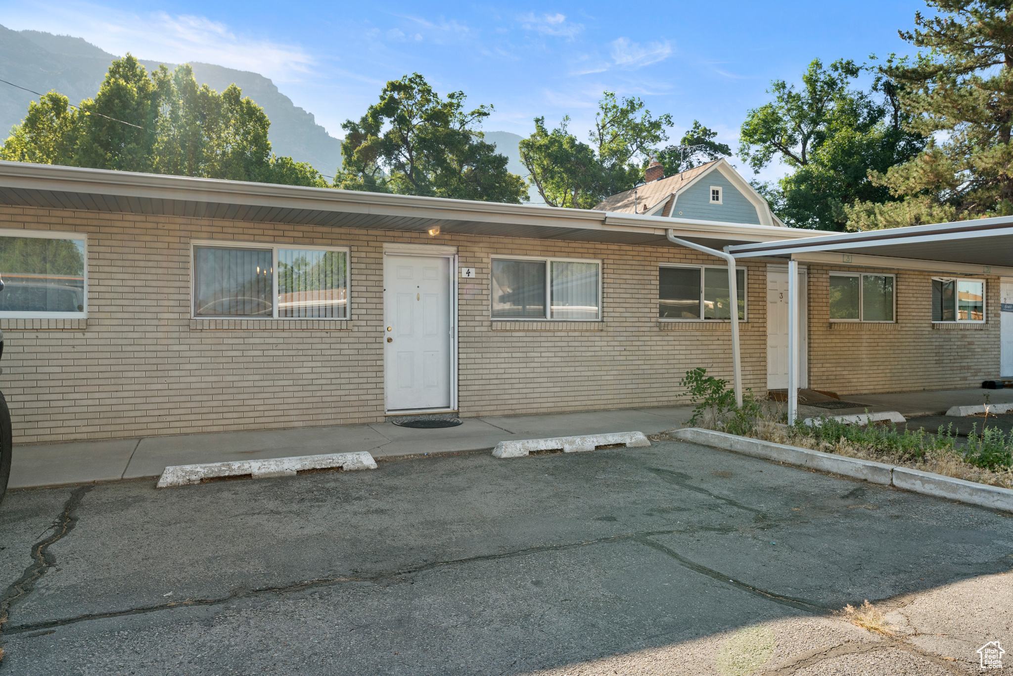 Provo, Utah 84606, United States, 2 Bedrooms Bedrooms, ,1 BathroomBathrooms,Residential,Pending,183416