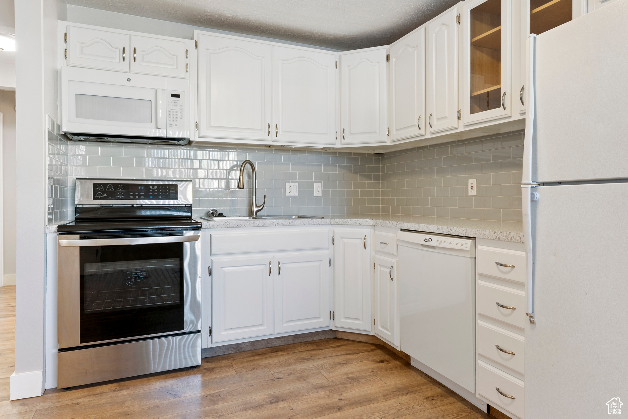 Provo, Utah 84606, United States, 2 Bedrooms Bedrooms, ,1 BathroomBathrooms,Residential,Pending,183416