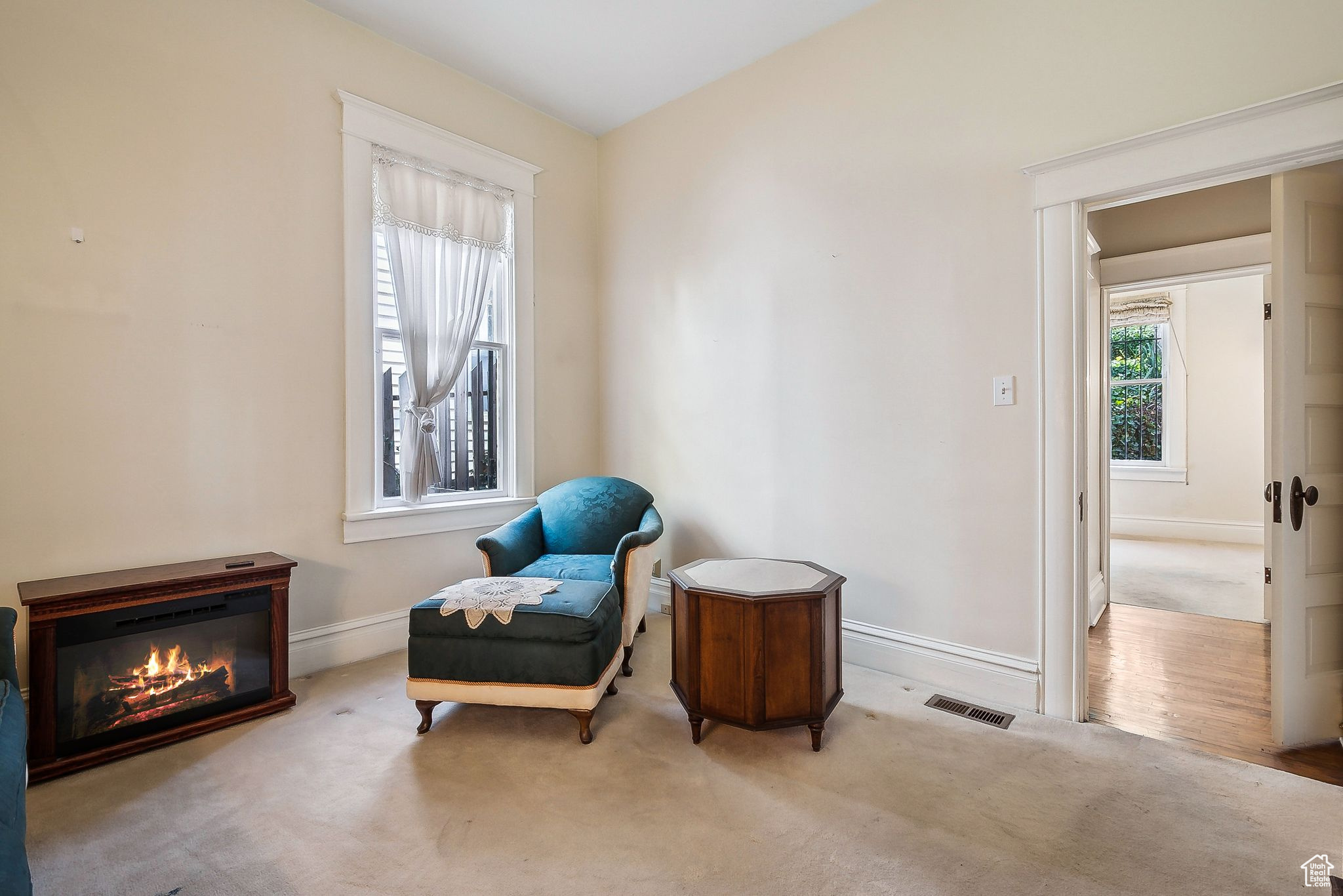 Salt Lake City, Utah 84103, United States, 3 Bedrooms Bedrooms, ,2 BathroomsBathrooms,Residential,Active,109250