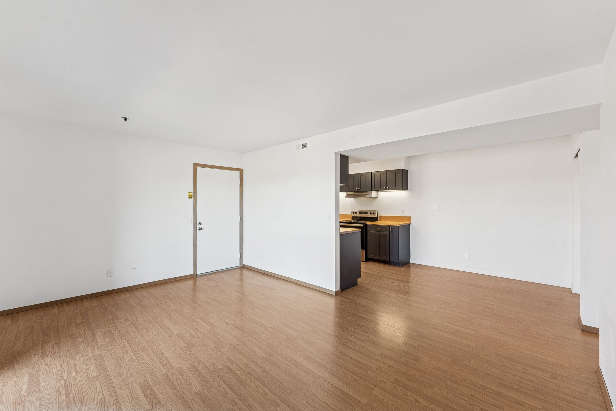 IRONHORSE CONDOMINIU - Residential