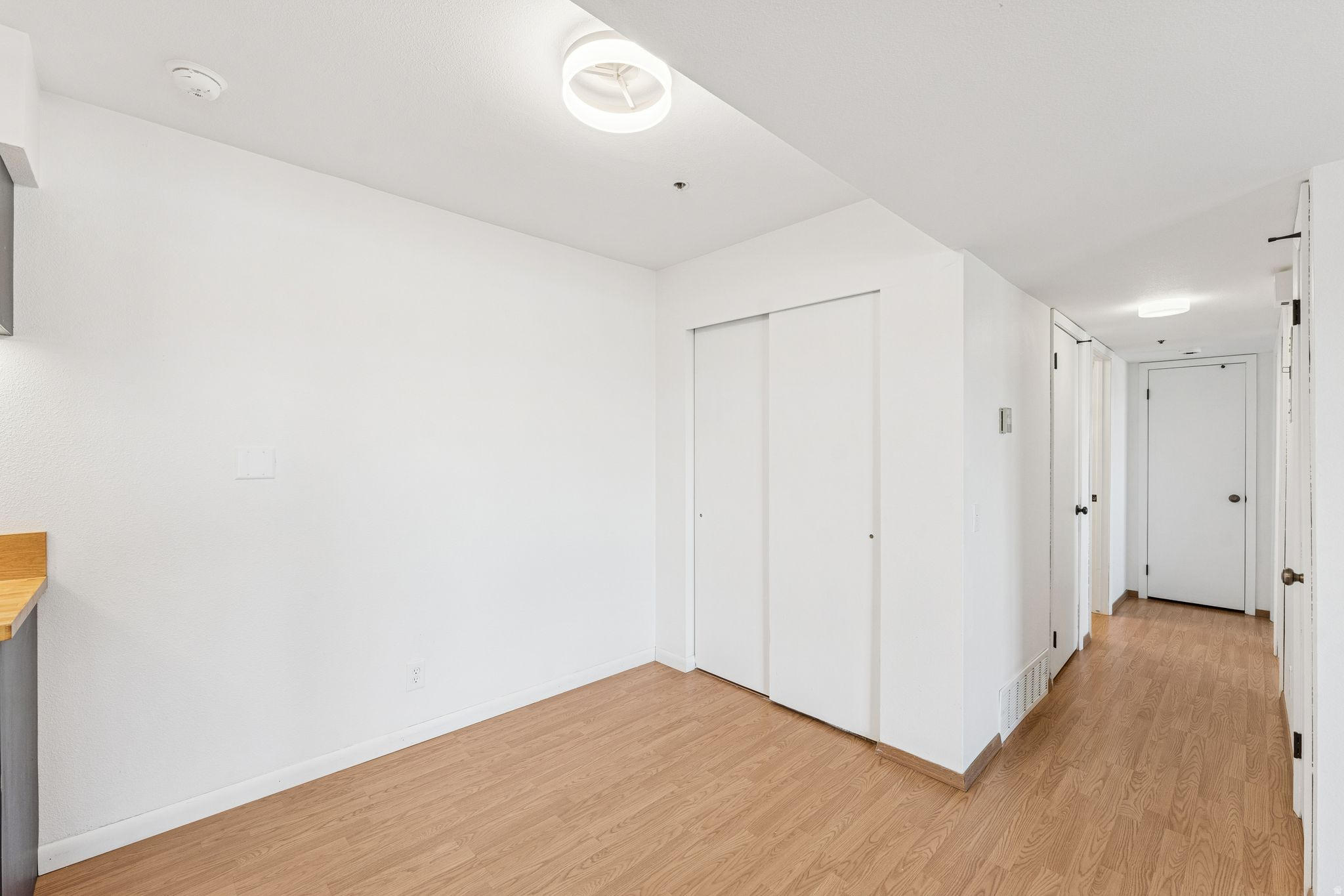 IRONHORSE CONDOMINIU - Residential