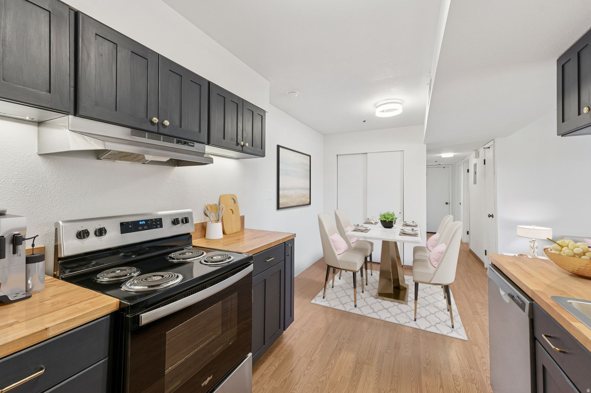 IRONHORSE CONDOMINIU - Residential