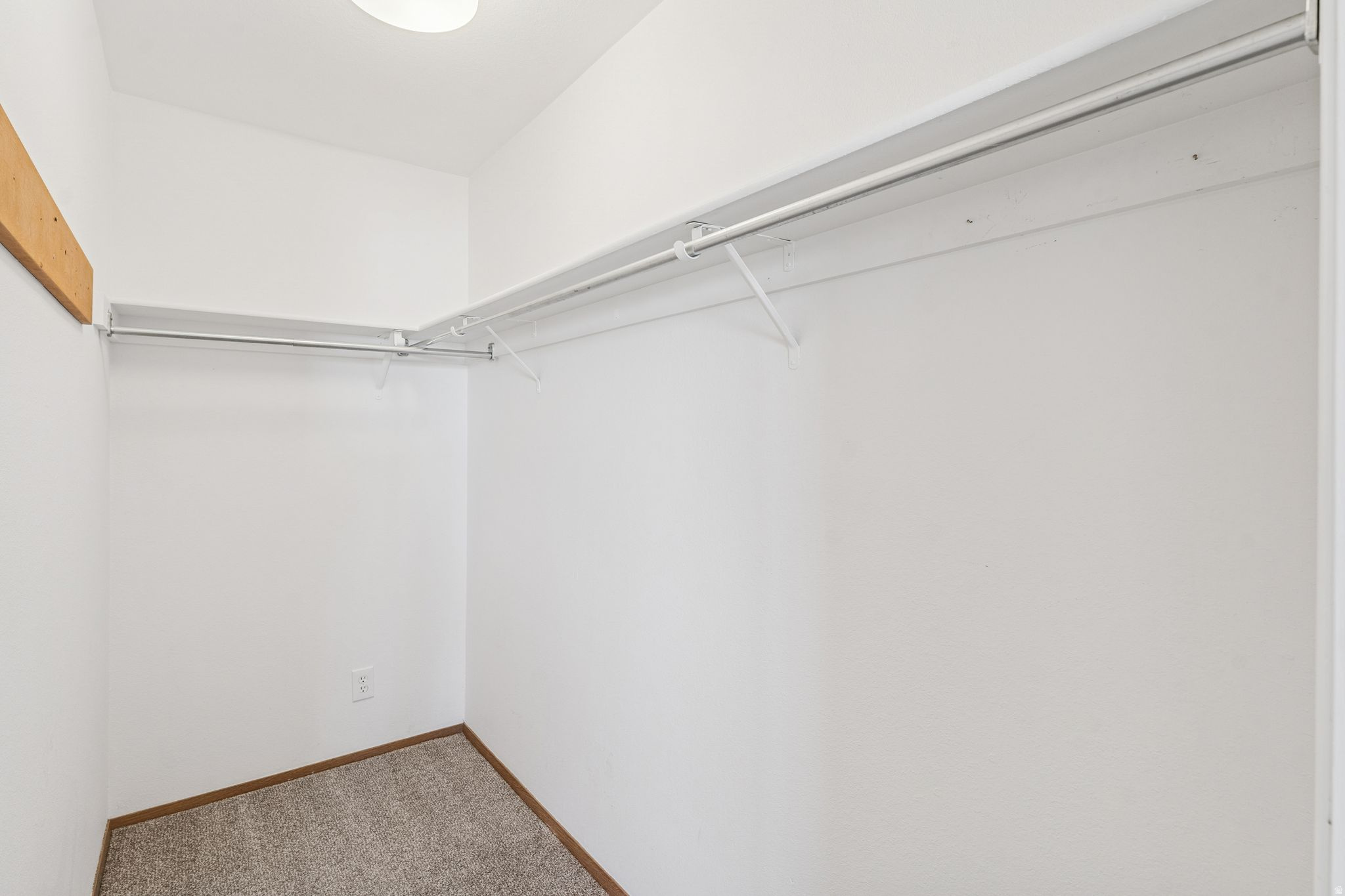 IRONHORSE CONDOMINIU - Residential