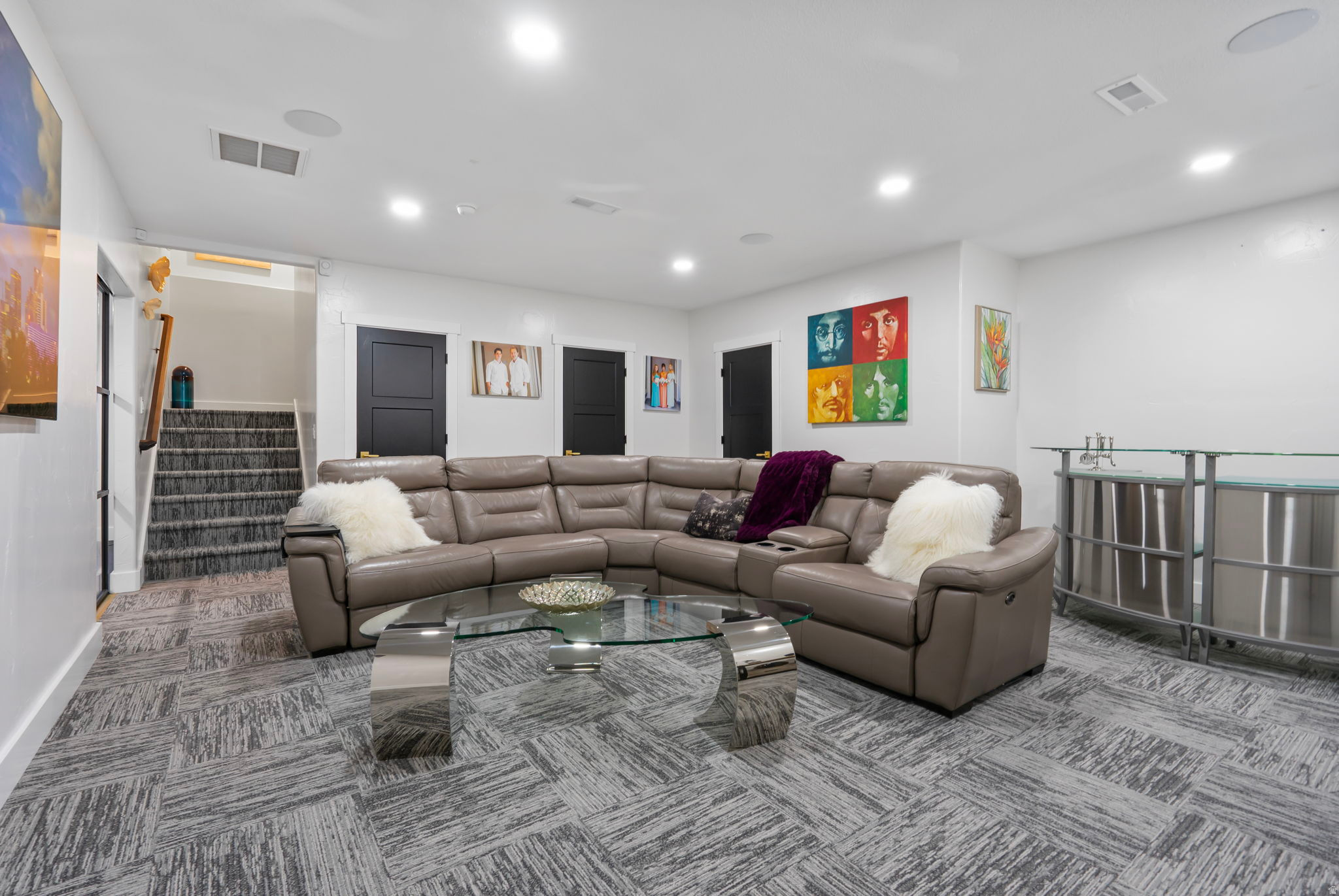 SEASONS ESTATES - Residential