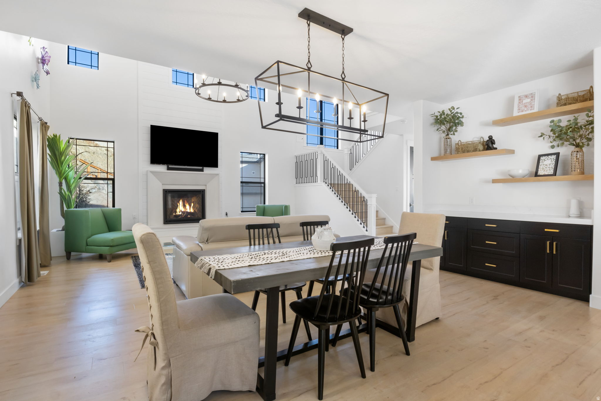 SEASONS ESTATES - Residential